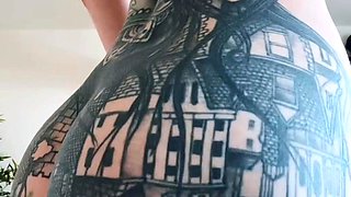 Blonde amateur gives webcam show with toys