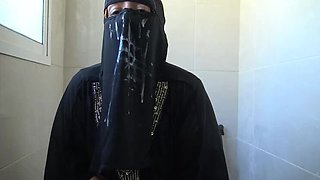 Moroccan Beurette from Marseille Takes Huge Cock and Gets Hijab Covered in Cum