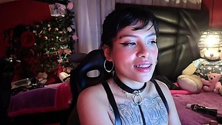 AMATEUR BRUNETTE TEEN NATURAL TIT CAUGHT MASTURBATINg CHEAT