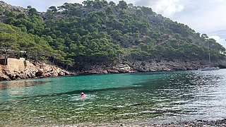 Naked Blonde Girl Swimming and Flashing