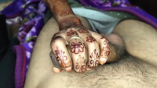 Hot Indian Girl Gives Blowjob and Handjob to Monster Cock - New XXX Video