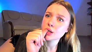 A sloppy blowjob with Jucielussie and a close-up fuck