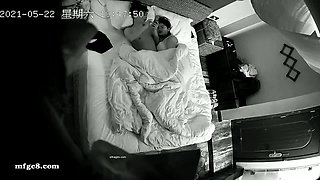 Amateur Hidden Cam with Dildo Wives