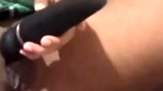 Cute amateur webcam teen girl toying pussy on webcam