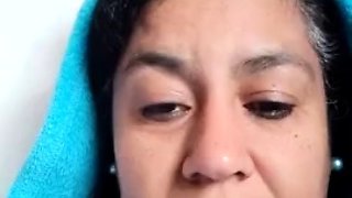 Asian amateur slut handles anal toys