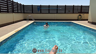 Unplanned and Extreme Pool Sex in the Hotel Pool with a Stranger's Xxl Cock