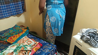 Hot Structure Housewife Bathing Viral Video