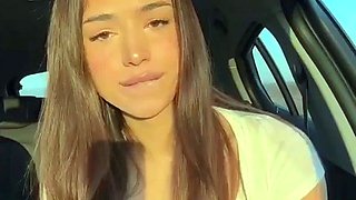 Girlylana Nude Play With Her Pussy In The Car Onlyfans