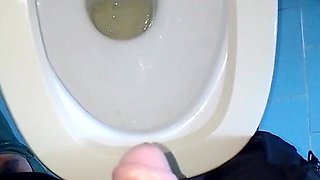 Step Mon Pissing Amateurs