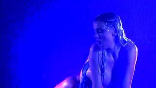 Blonde Loves to Lick and Ride her Toy HD