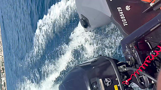 I and Suck in the Middle of the Sea