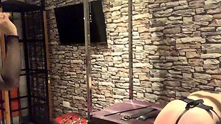 babe brunette 95 flashing pussy on live webcam