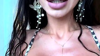 Leann amateur beautiful brunette with big boobs