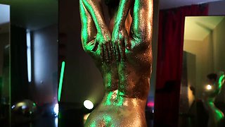 Amateur Webcam Babes Going Solo