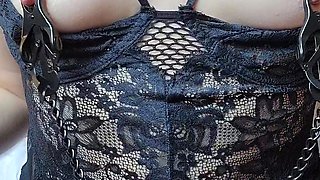Amateur Latina Milf Masturbates on Cam