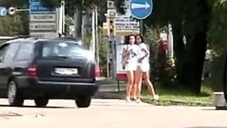 Amateur Outdoor Brunette Masturbates