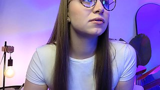 Milafleur spread pussy1: Big Tits, Big Ass  Amateur Porn