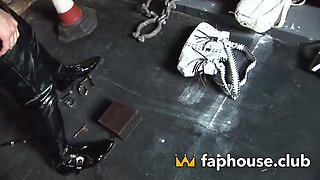 This monster can odor a moist gash from a mile away -