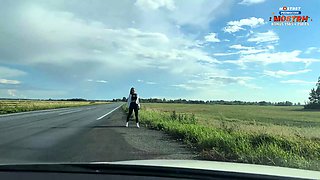 Hot bitch hitchhikes in tight leggings and pays for the