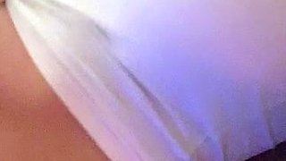 Webcam fun mature brunette with toys cum on cam