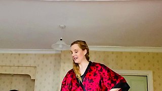 Cute amateur brunette naughty in solo jerking show on camera