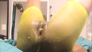 Opening This Pussy and Twerking for You