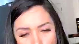 Love Chat Big Boobs Brunette Masturbating For Cam