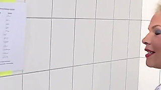 Sexy Milf Mia gets her wet and horny pussy fucked hard