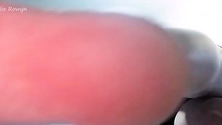 Ellie-Rowyn - Giantess Dirty Feet Cleaning FemDom