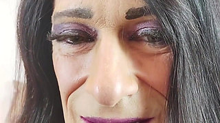 Jerk-off with Cassandracassandra