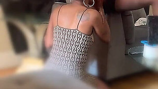 Pretty Pregnant Chick Sucked My Dick While Her Boyfriend Waited on Her