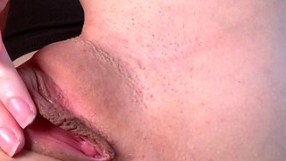 Horny Webcam Babe Solo Masturbation