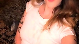 Webcam skinny brunette plays her squirt pussy