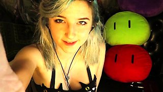 Aftyn Rose - Popsicle Sucking & Mouth Sounds on the