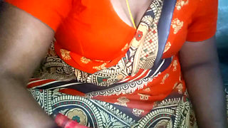 Indian tamil sexy saree aunty super boobs show