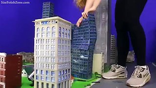 GODDESS FICTIONAL FANTASY GIANTESS