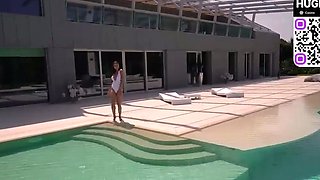Busty blondie and dark haired love hard-core threesome