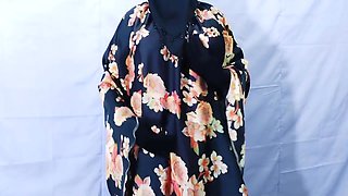 Beautiful Housewife Sex And Dirty Talk Indian - Clear Hindi Audio