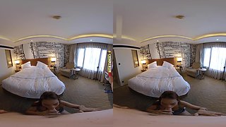 Petite Thai Mall Pick Up Enjoys Her First Foreigner