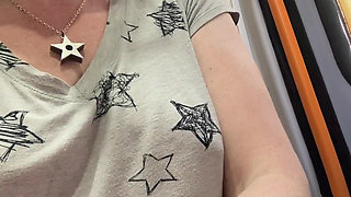 Pussy N Pubes Play in Transport Makes My Fingers Smell Amazing!