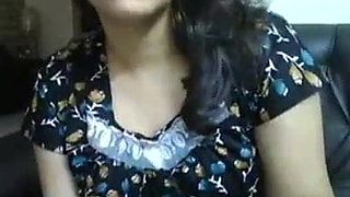 Indian aunty with big boobs doing video chat with boyfriend