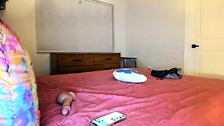 amateur lovebi flashing ass on live webcam