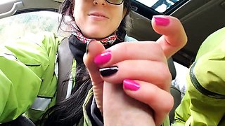 Road Head Creamy Mouthpie Swallow After a Cum Spill