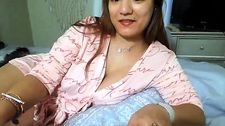 Big boobs milf masturbates with her dildo