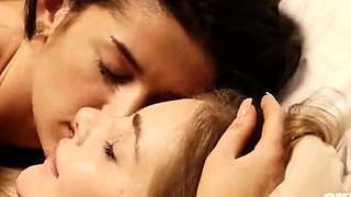 SexArt - Asandra Dewy And Fibi Euro - Midnight Cravings