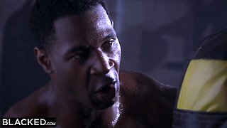 Riley and Jason's muscular men sex