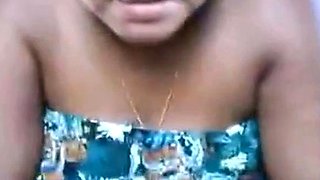 Black African Webcam Girl Nirina from Sambava, Madagascar