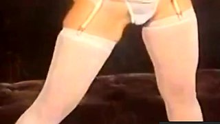 Facial for a Beautiful Hairy Amateur in Hardcore Homemade Vi