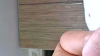 Love Chat Big Boobs Brunette Masturbating For Cam