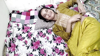 Hot aunty ko x video dekha kar chod diya